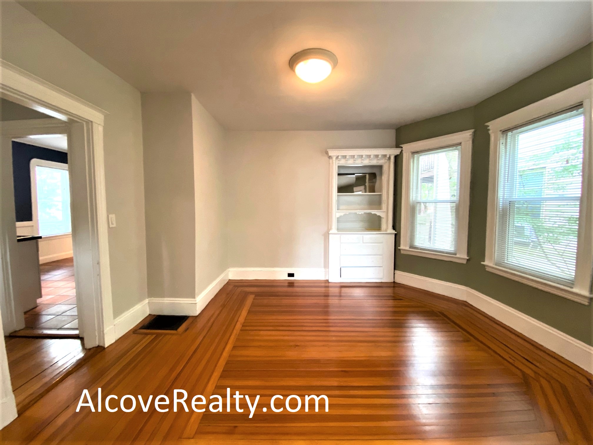2 bed, 1 bath apartment for rent at 46 Gold Star Rd Unit 1, North Cambridge — photo 1 of 10