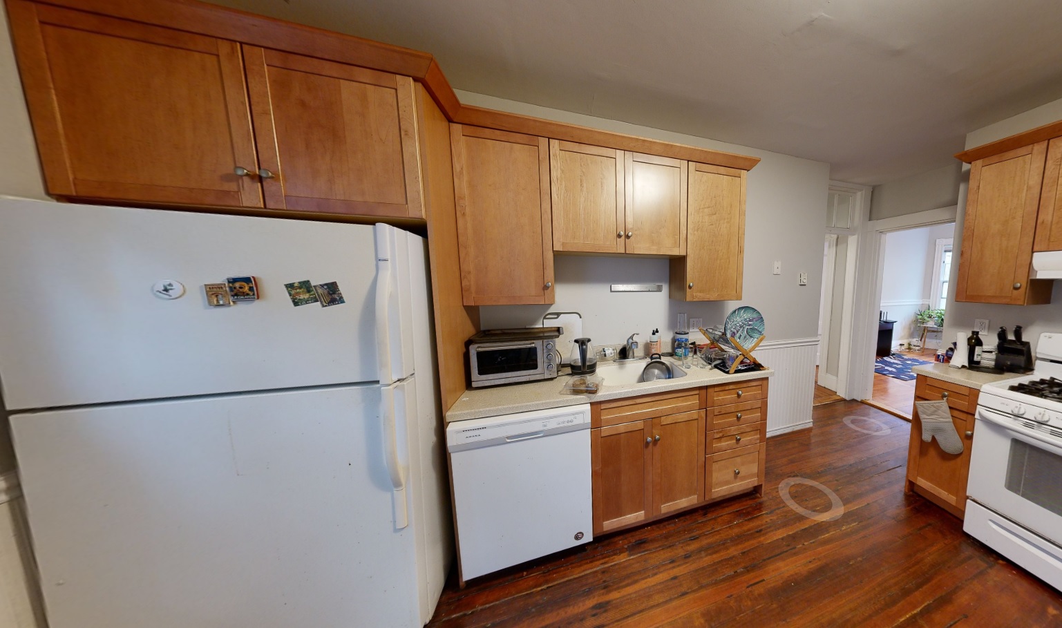 3.5 bed, 2 bath apartment for rent at 21 Sparks St Unit 1T, West Cambridge
