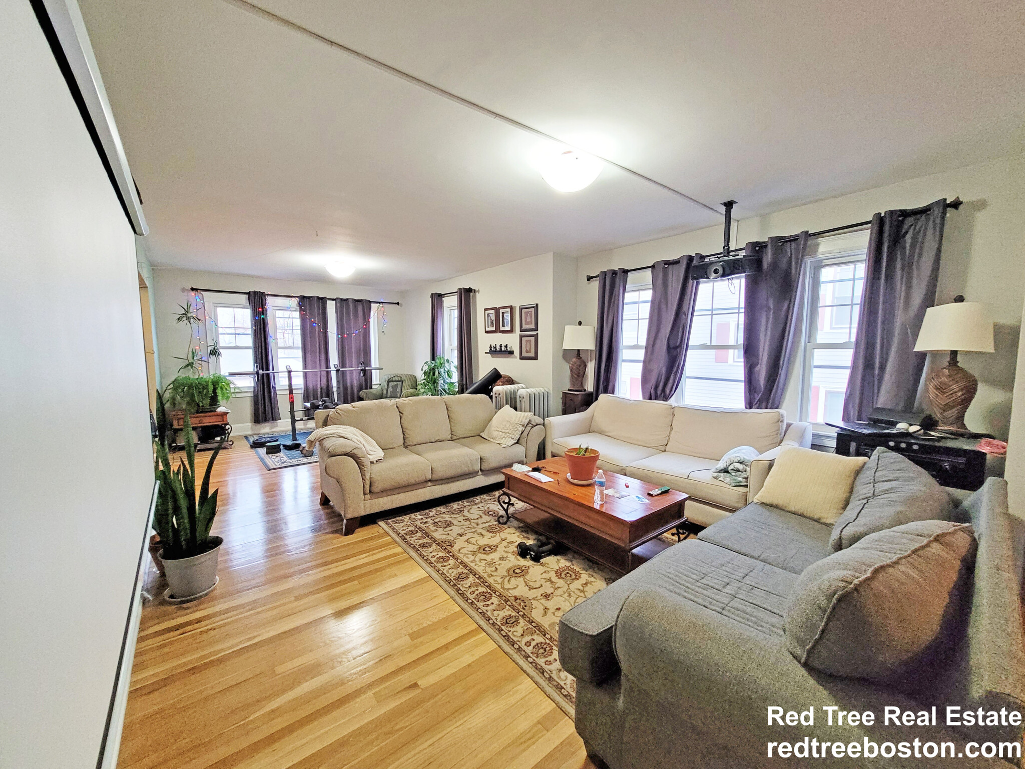 3.5 bed, 2 bath apartment for rent at 37 North Crescent Circuit Unit Ma, Brighton — photo 2 of 17
