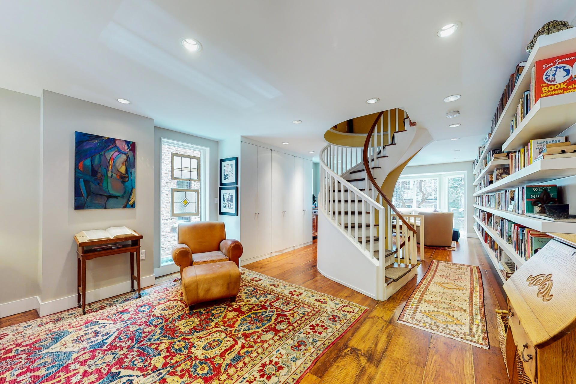 3 bed, 2.5 bath apartment for rent at 1 Lawrence St Unit 1, South End — photo 1 of 21