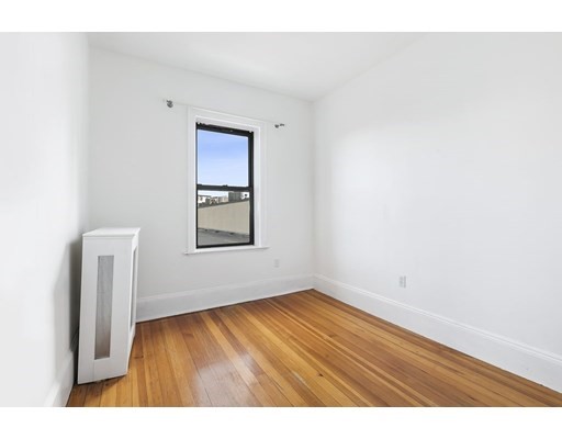 1 bed, 1 bath apartment for rent at 75 Burbank St Unit 505, Fenway — photo 7 of 7