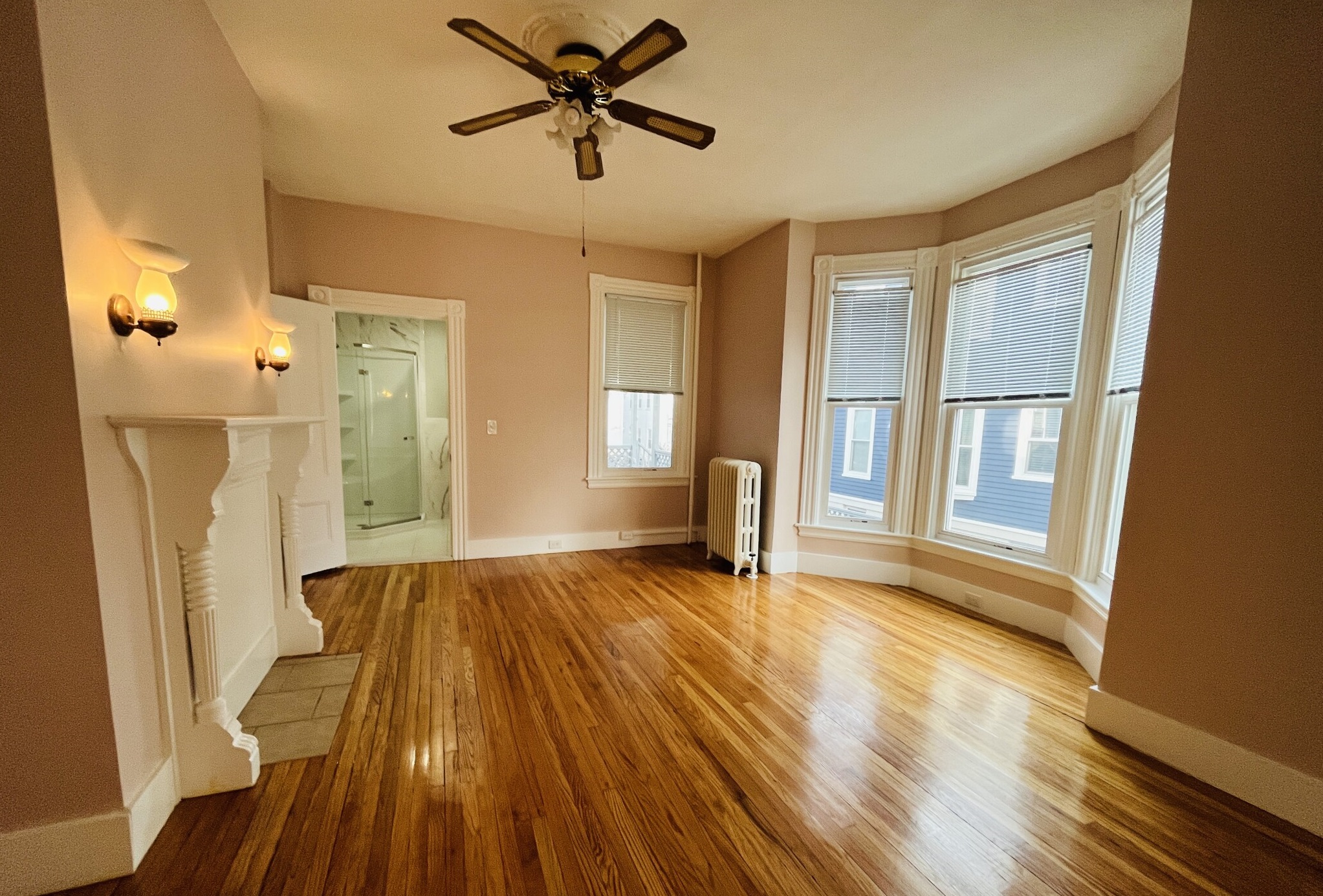 2 bed, 1 bath apartment for rent at 43 Dartmouth St Unit 1, Winter Hill