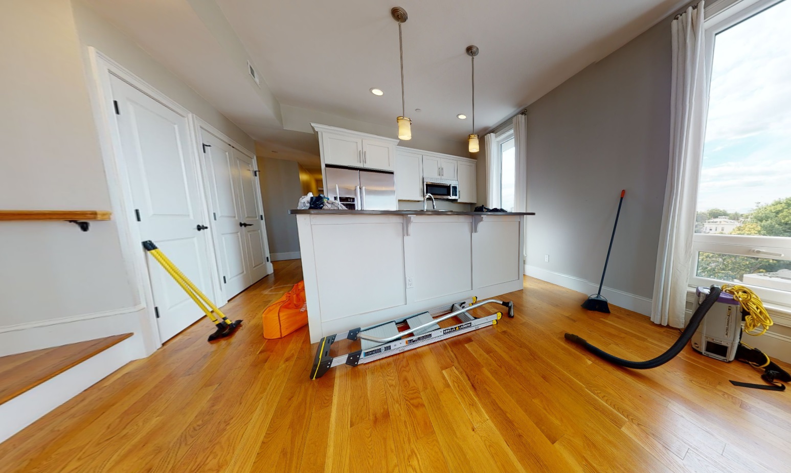 3 bed, 3 bath apartment for rent at 168 Hampshire St Unit -04B, Inman Square — photo 3 of 17