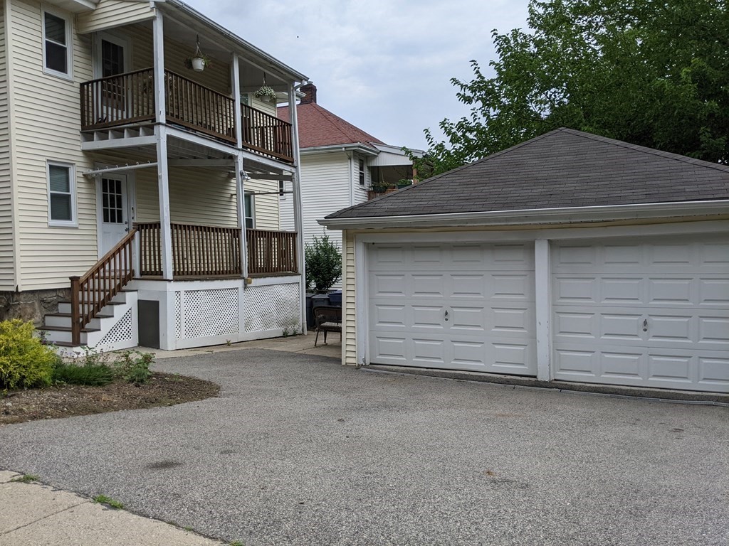 2 bed, 1 bath apartment for rent at 1 Hillview Ave Unit 1, Roslindale — photo 11 of 12
