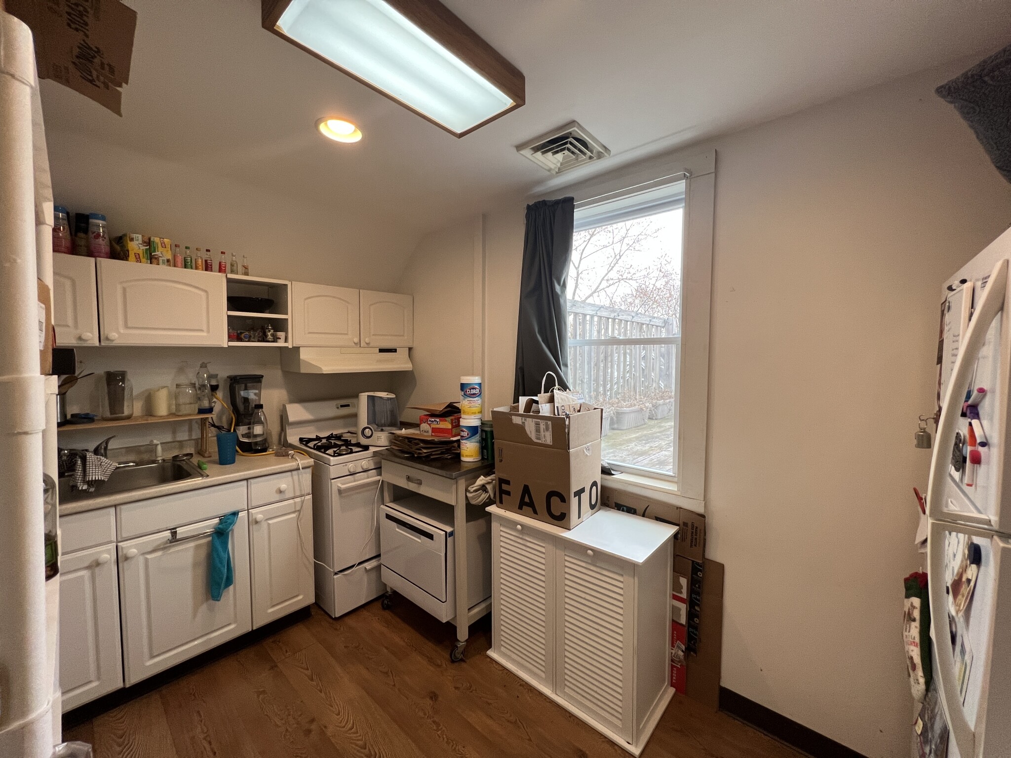 1 bed, 1 bath apartment for rent at 7 Jay St Unit 3T, Davis Square