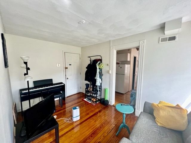 1 bed, 1 bath apartment for rent at 24 Stillman Unit 5, North End — photo 1 of 11