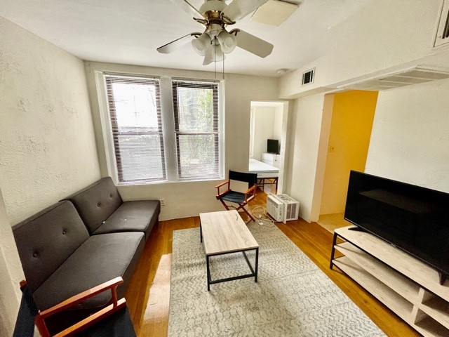 1 bed, 1 bath apartment for rent at 20 Stillman St Unit 1R, North End — photo 1 of 9
