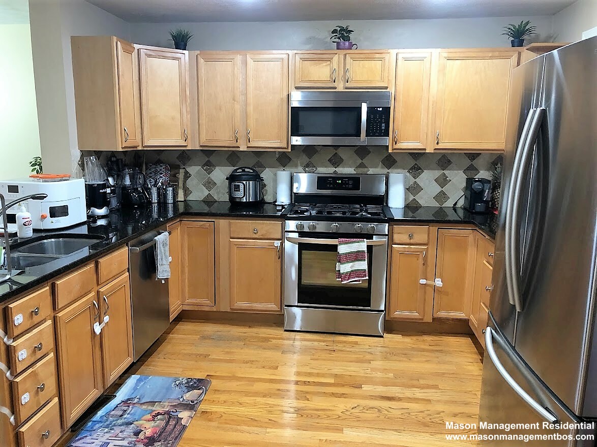 12 Ship Ave, Medford