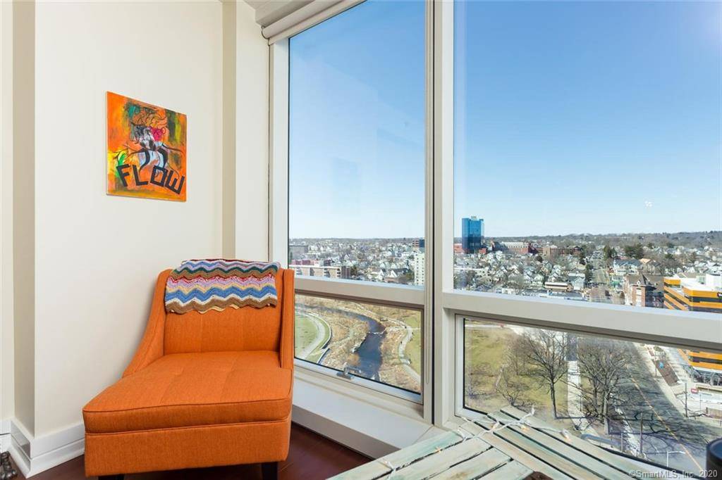 1 bed, 1 bath apartment for rent at 1 Broad St Unit 16C, Downtown Historic District — photo 5 of 13