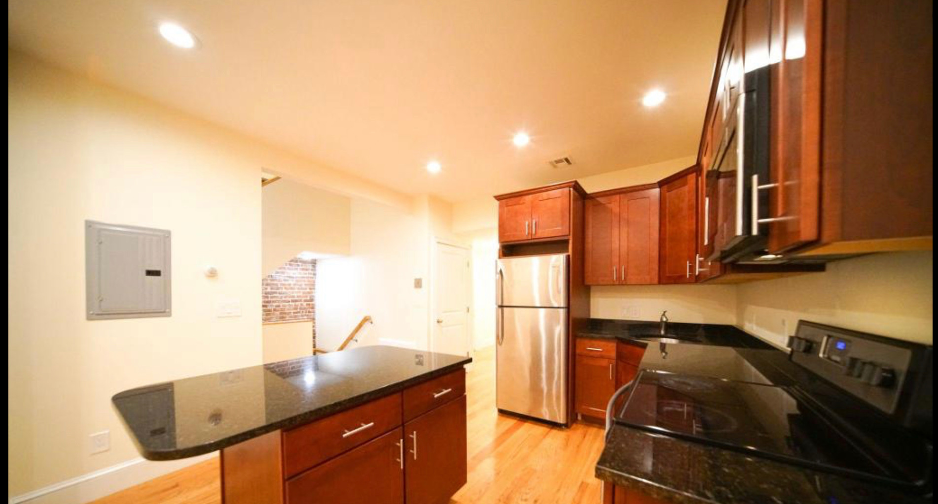 5 bed, 4+ bath apartment for rent at 54 Gardner St Unit 1, Allston — photo 4 of 4
