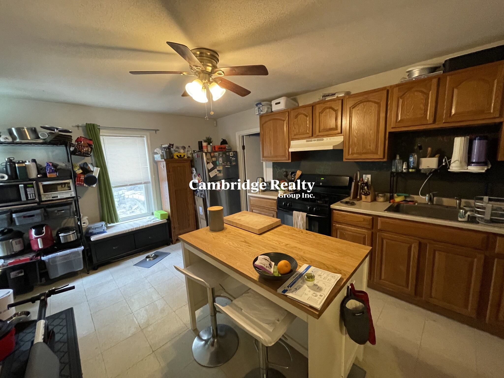 2 bed, 1 bath apartment for rent at 21 Wesley Park Unit 2, Union Square — photo 1 of 23