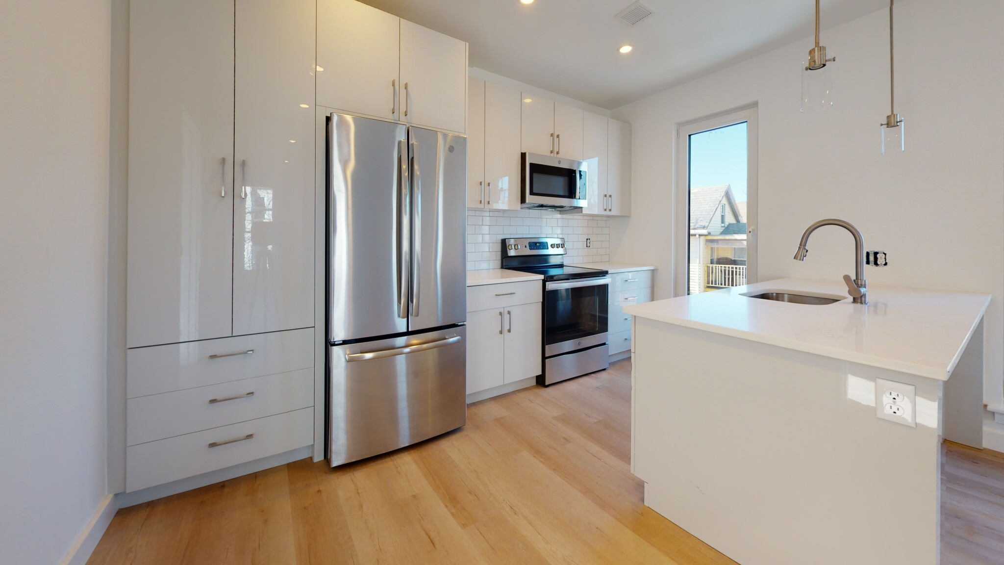 4 bed, 2 bath apartment for rent at 32 Marcella St Unit 3, Roxbury — photo 2 of 6