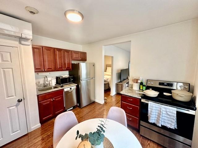 1 bed, 1 bath apartment for rent at 4 Garden Ct Unit 5, North End — photo 1 of 11