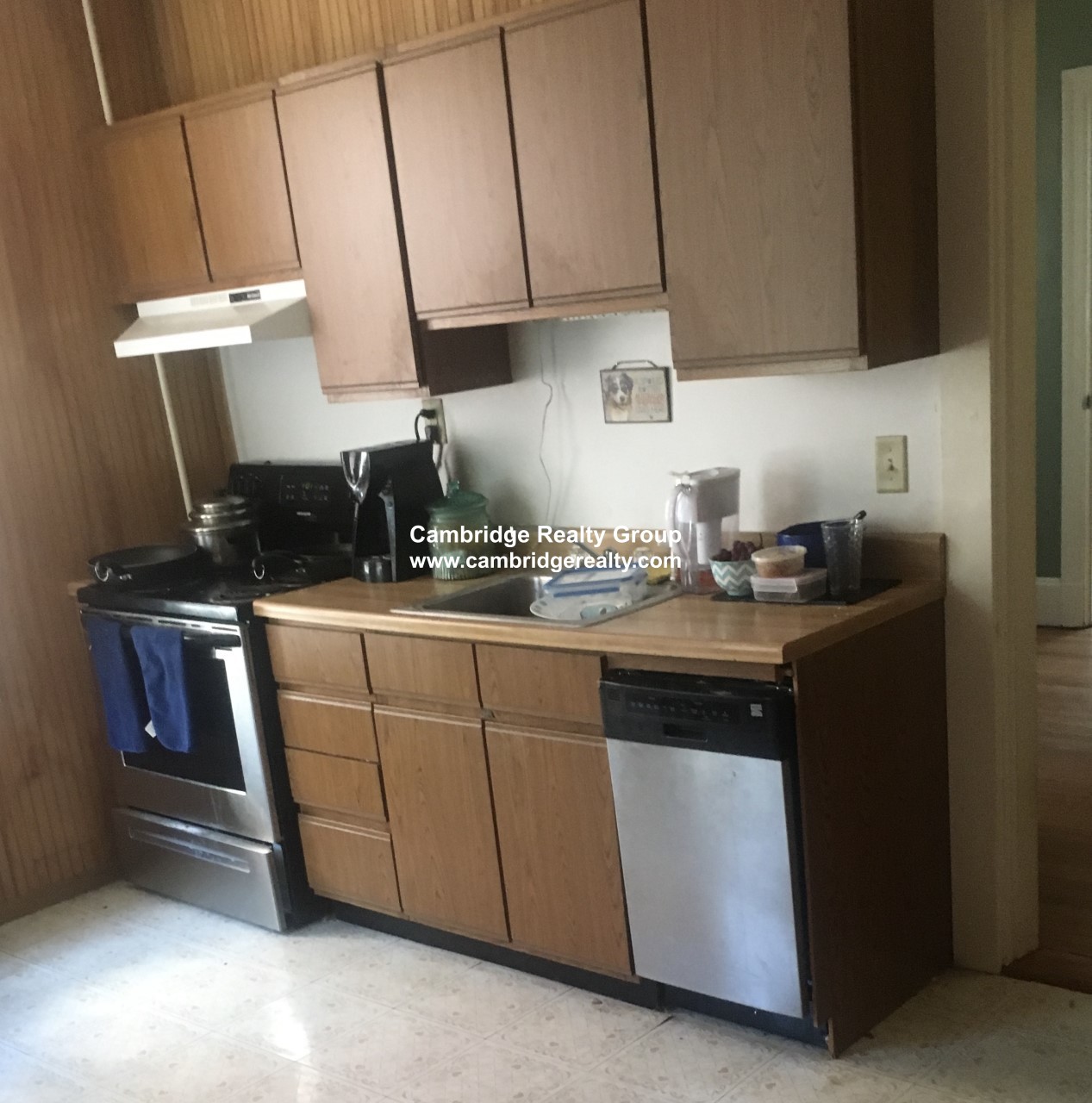 22 Grand View Ave, Prospect Hill