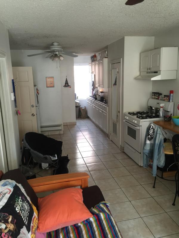 2 bed, 1 bath apartment for rent at 38 Cooper St Unit 2, North End