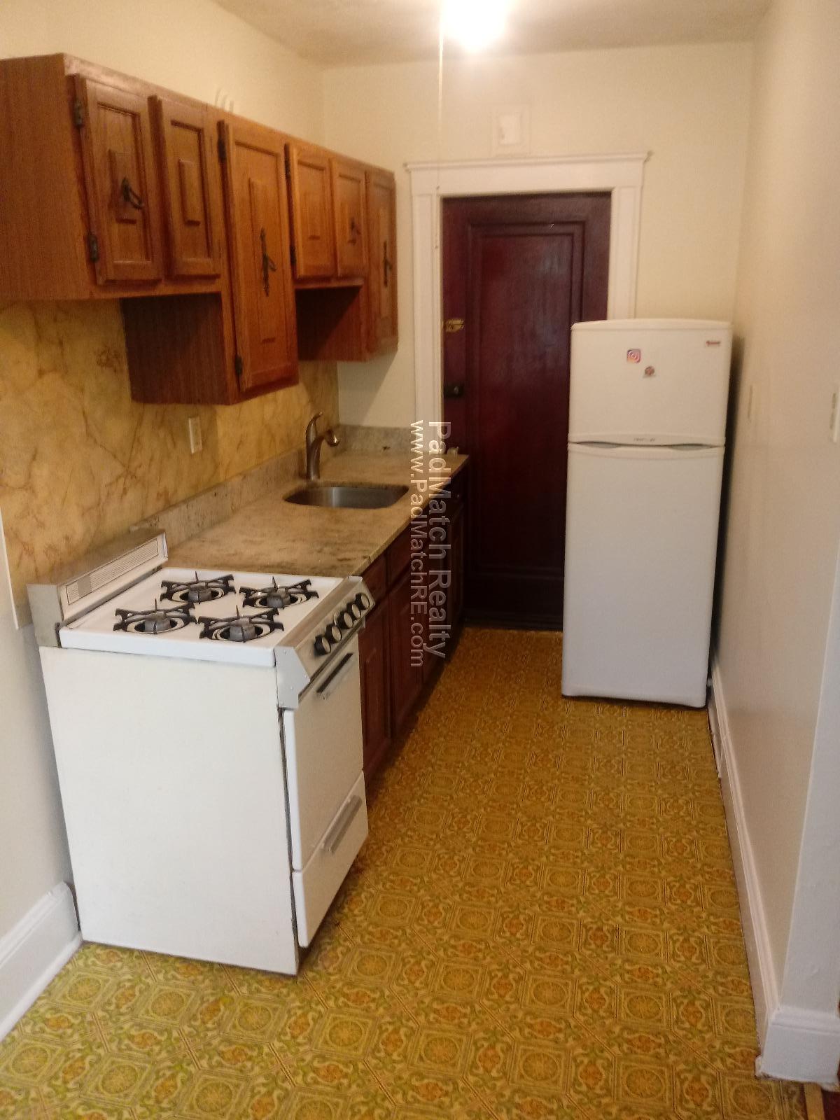 Studio bed, 1 bath apartment for rent at 53 Fellsway Unit 12A, Medford — photo 1 of 3