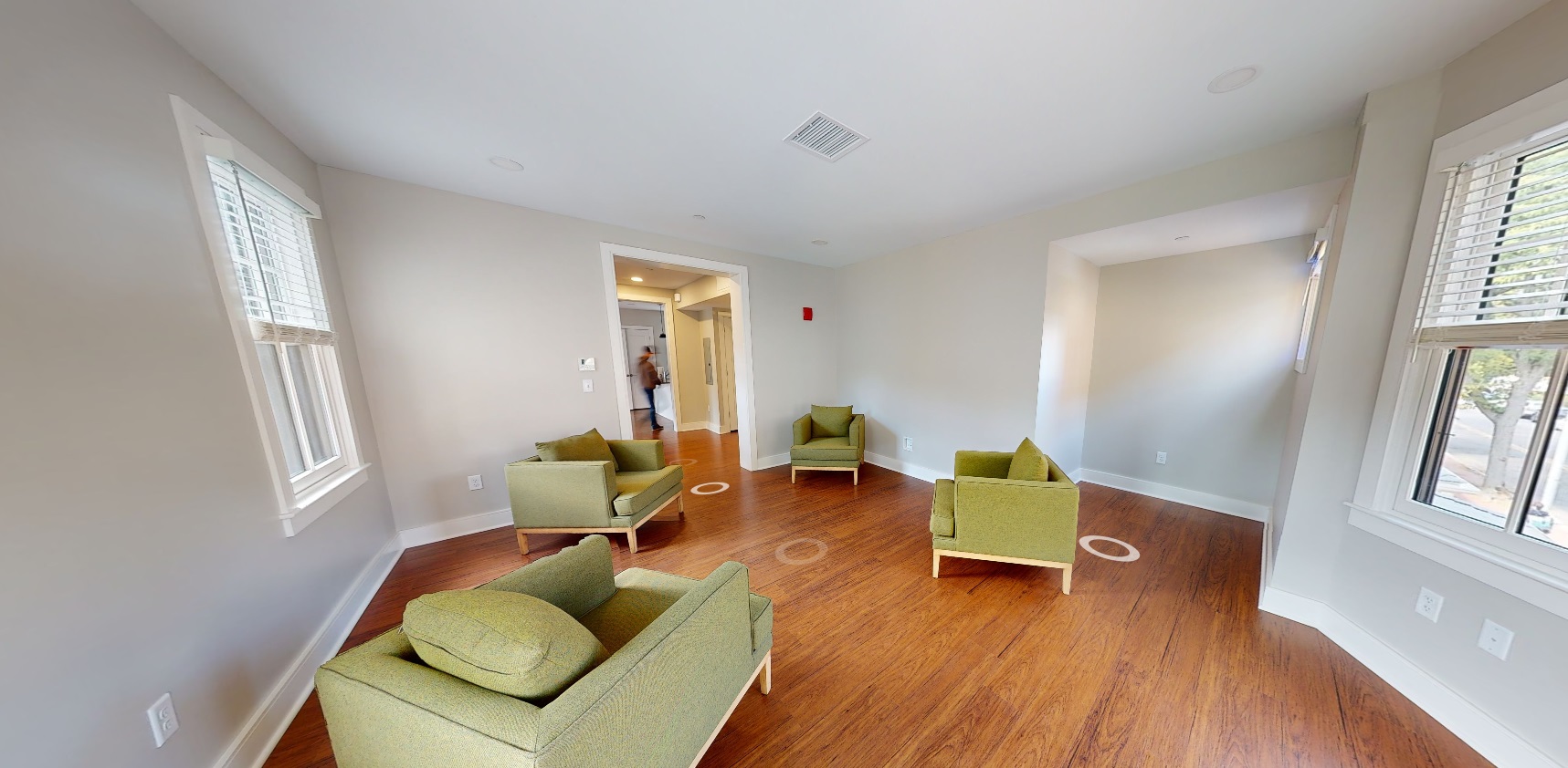 384 Harvard St, Mid-Cambridge