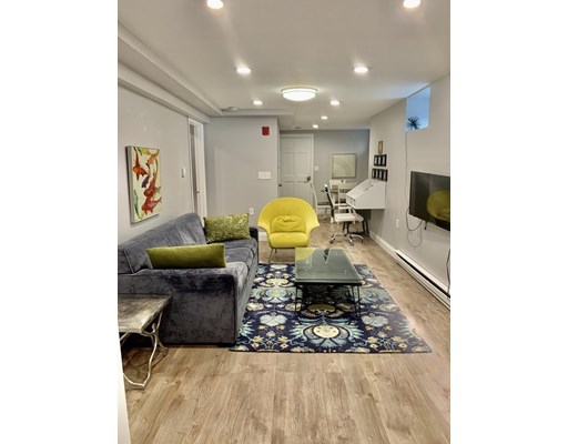 1 bed, 1 bath apartment for rent at 726 Metropolitan Ave Unit G, Hyde Park — photo 43 of 47