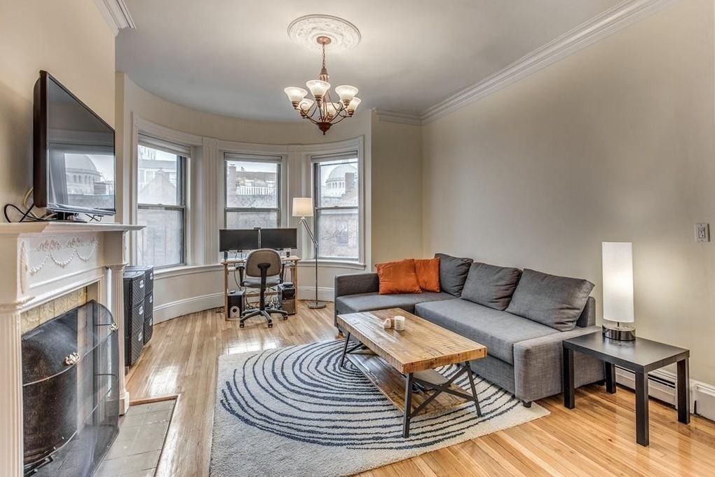 1 bed, 1 bath apartment for rent at 198 St Botolph Unit 5, Back Bay — photo 5 of 17
