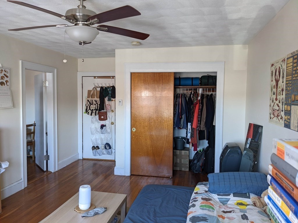 Studio bed, 1 bath apartment for rent at 38 Day St Unit X, Davis Square