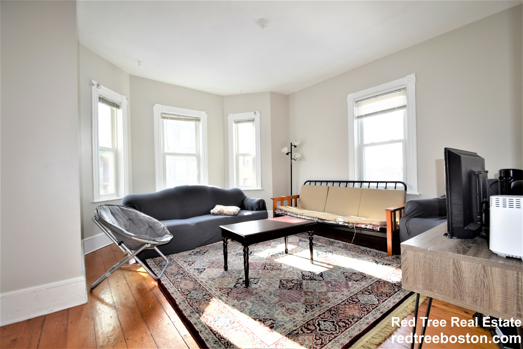 201 Hillside St, Mission Hill