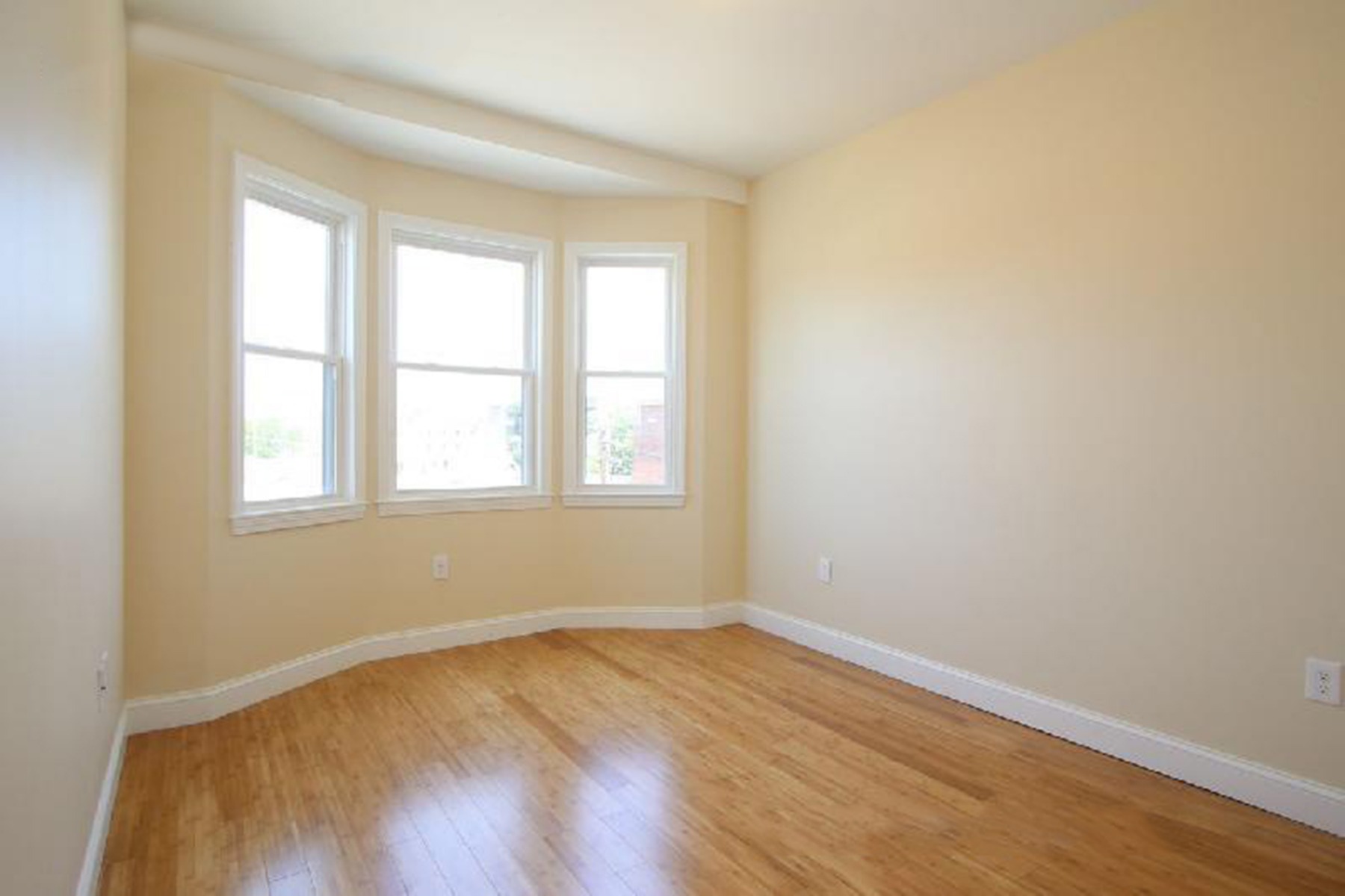 6 bed, 2 bath apartment for rent at 26 Princeton St Unit 3, East Boston — photo 1 of 6