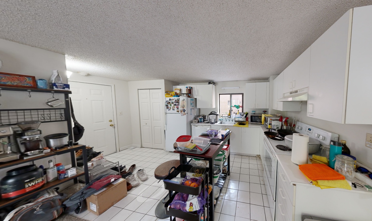 3 bed, 2 bath apartment for rent at 16 Elmer St Unit 301T, Riverside
