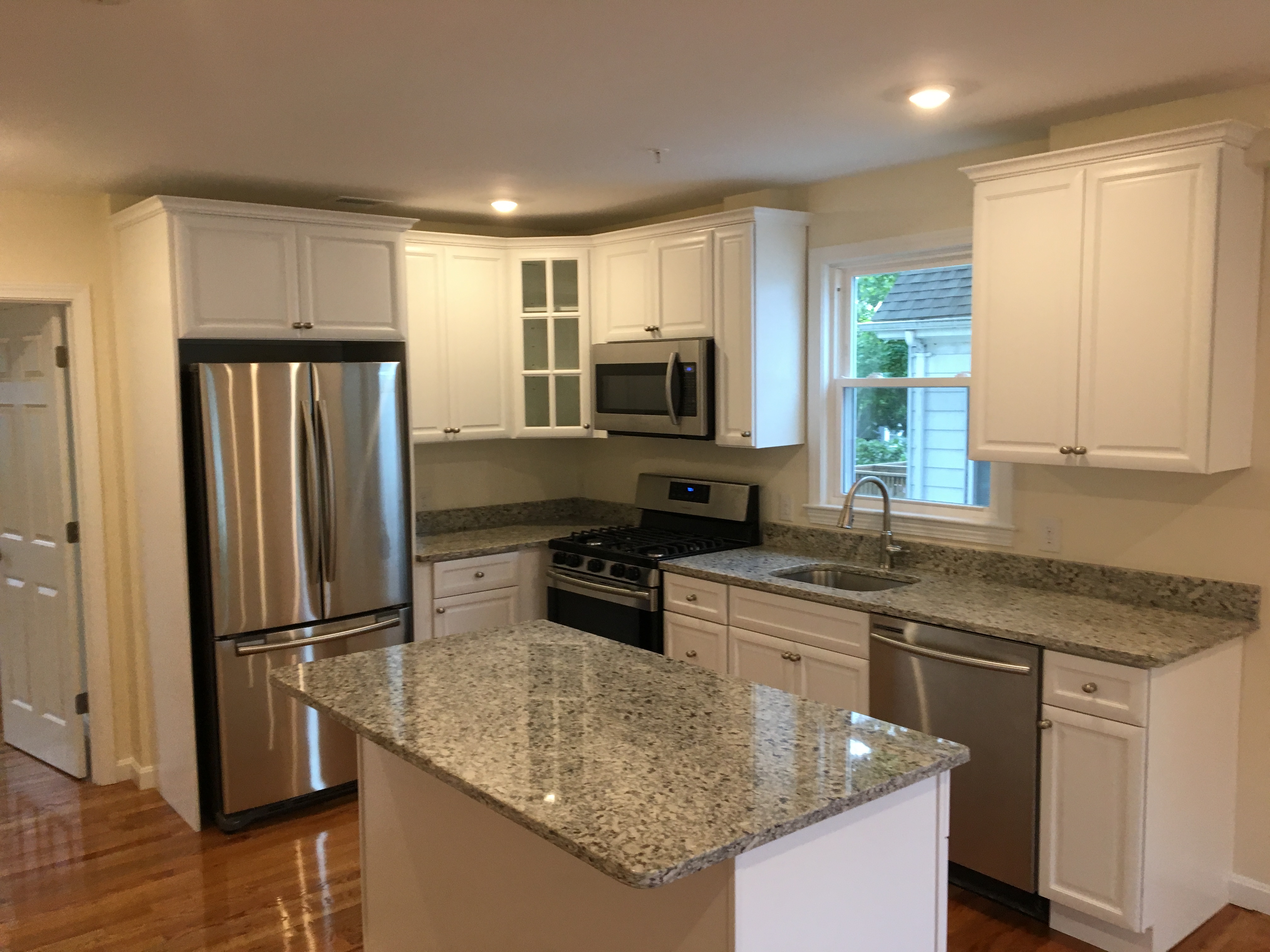 3 bed, 2 bath apartment for rent at 4 Mechanic St Unit 2, Newton