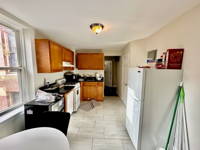 2 bed, 1 bath apartment for rent at 70 Joy Unit 16R, Beacon Hill — photo 1 of 13