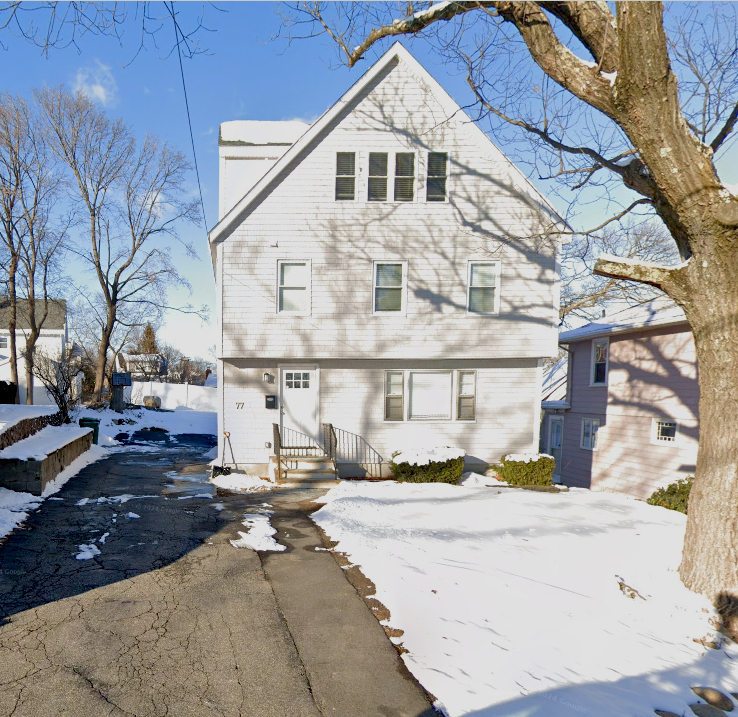 77 Rock Glen Rd, Medford