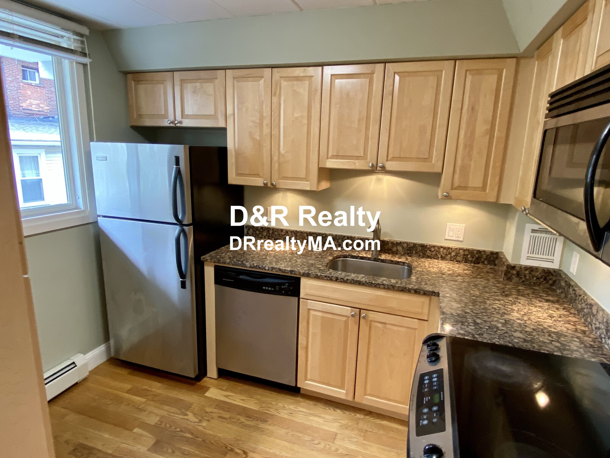 2 bed, 1.5 bath apartment for rent at 345 Harvard St Unit 2D, Harvard Square — photo 3 of 14