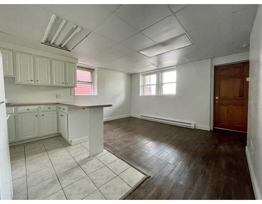 1 bed, 1 bath apartment for rent at 1020 Bennington St Unit 3R, East Boston — photo 10 of 16