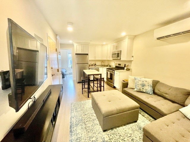 2 bed, 2 bath apartment for rent at 3 Stillman Pl Unit 4, North End — photo 2 of 19