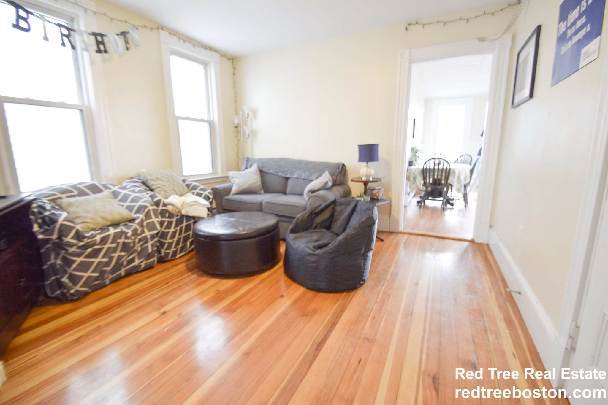 3 bed, 1 bath apartment for rent at 297 Maverick St Unit 2, East Boston