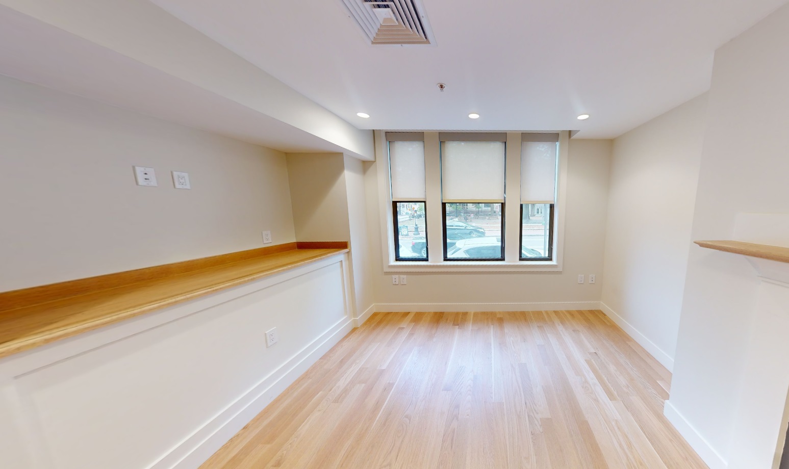 48 John F Kennedy St, Riverside