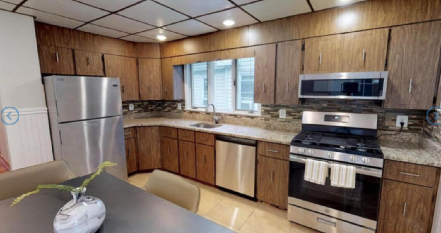 3 bed, 1 bath apartment for rent at 15 Jaques Unit 2, Winter Hill — photo 1 of 6