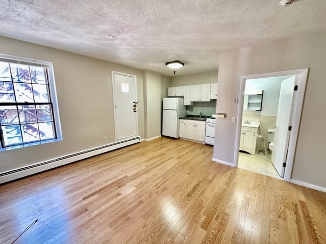 1 bed, 1 bath apartment for rent at 160 Salem St Unit 8, North End — photo 1 of 18
