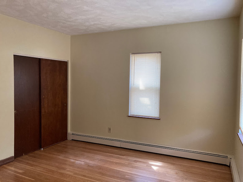 3 bed, 1 bath apartment for rent at 320 Granite St Unit 1, Quincy — photo 1 of 13