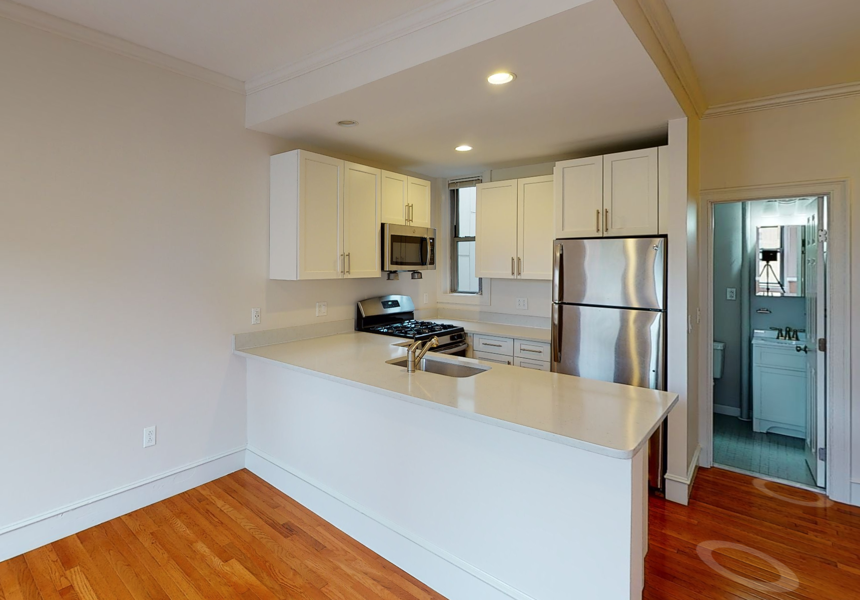 1 bed, 1 bath apartment for rent at 49 Burbank St Unit 1, Fenway
