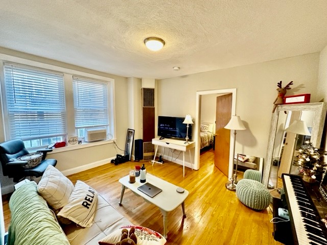 1 bed, 1 bath apartment for rent at 145 Endicott St Unit 2, North End — photo 1 of 13