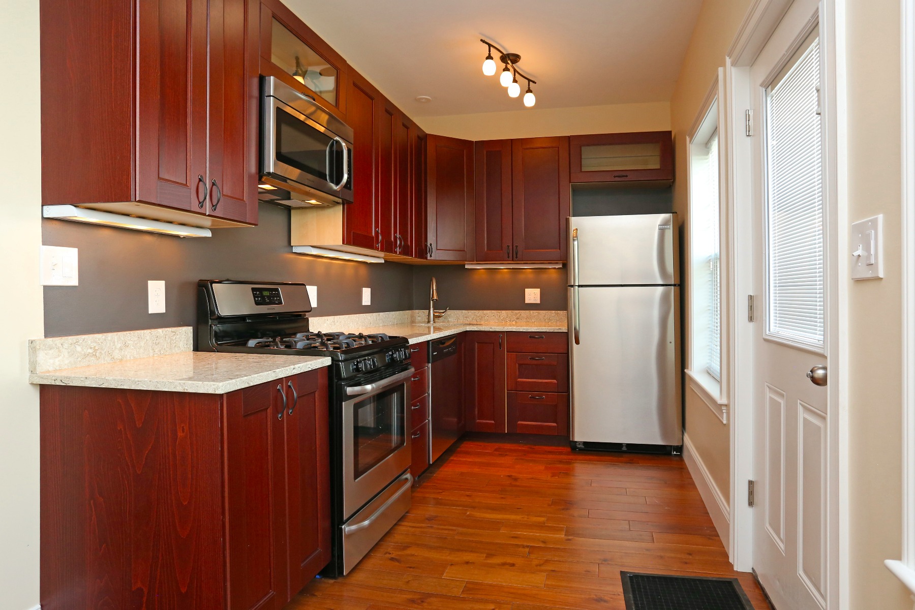 4 bed, 3.5 bath apartment for rent at 41 Mount Pleasant St Unit 1, East Cambridge — photo 5 of 5
