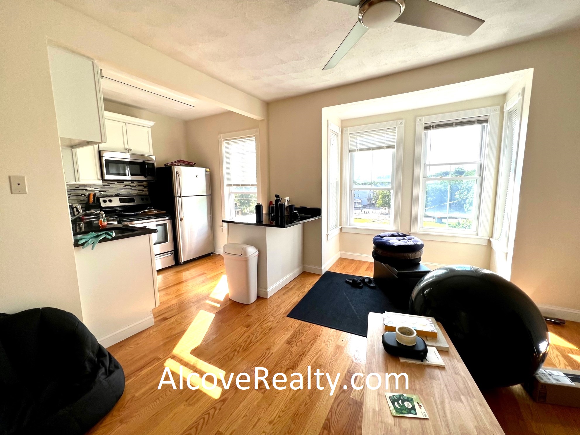 2 bed, 1 bath apartment for rent at 13 Vinal Ave Unit 3, Union Square — photo 1 of 14