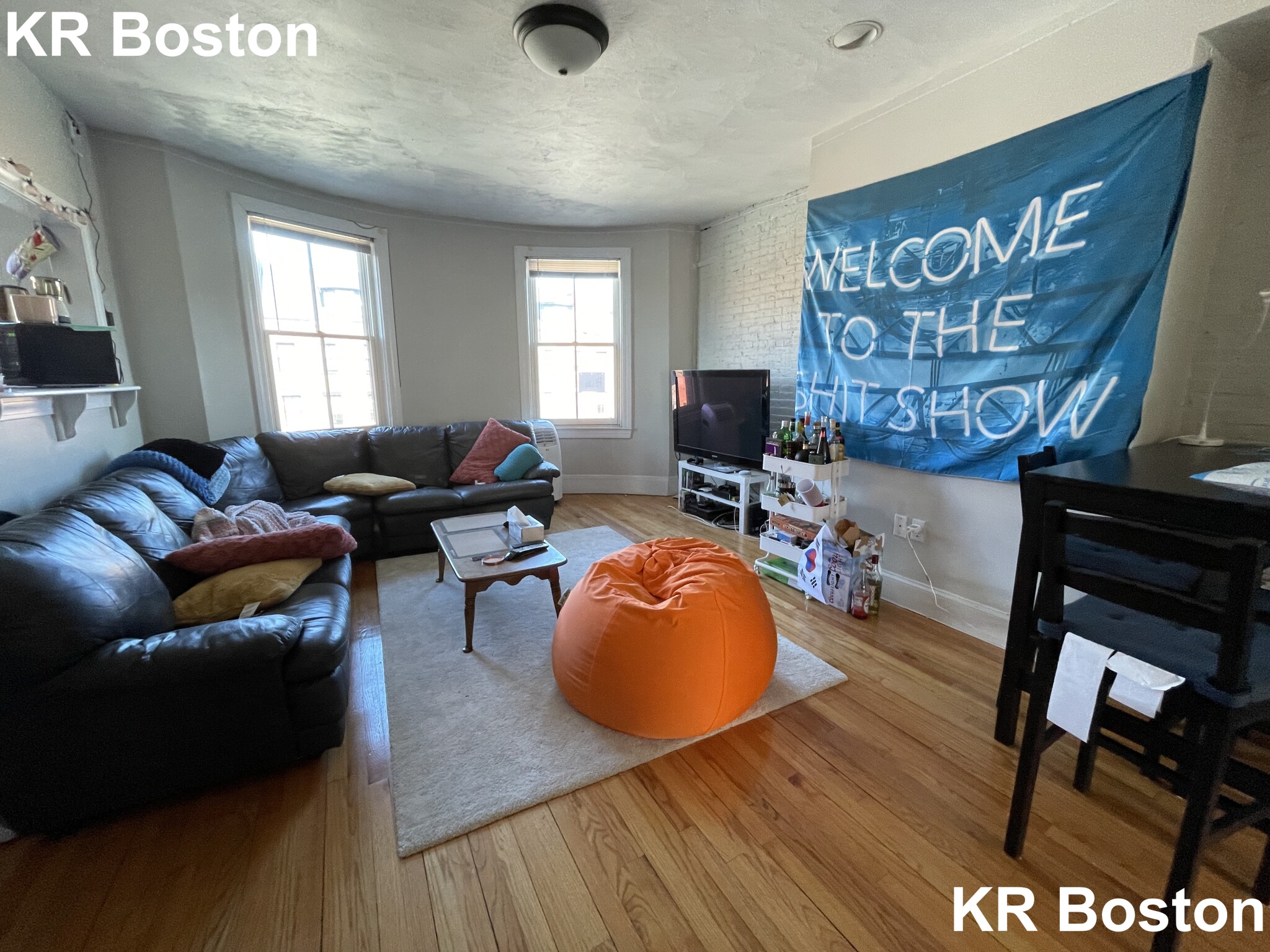 3 bed, 2 bath apartment for rent at 11 East Springfield Unit 3, South End