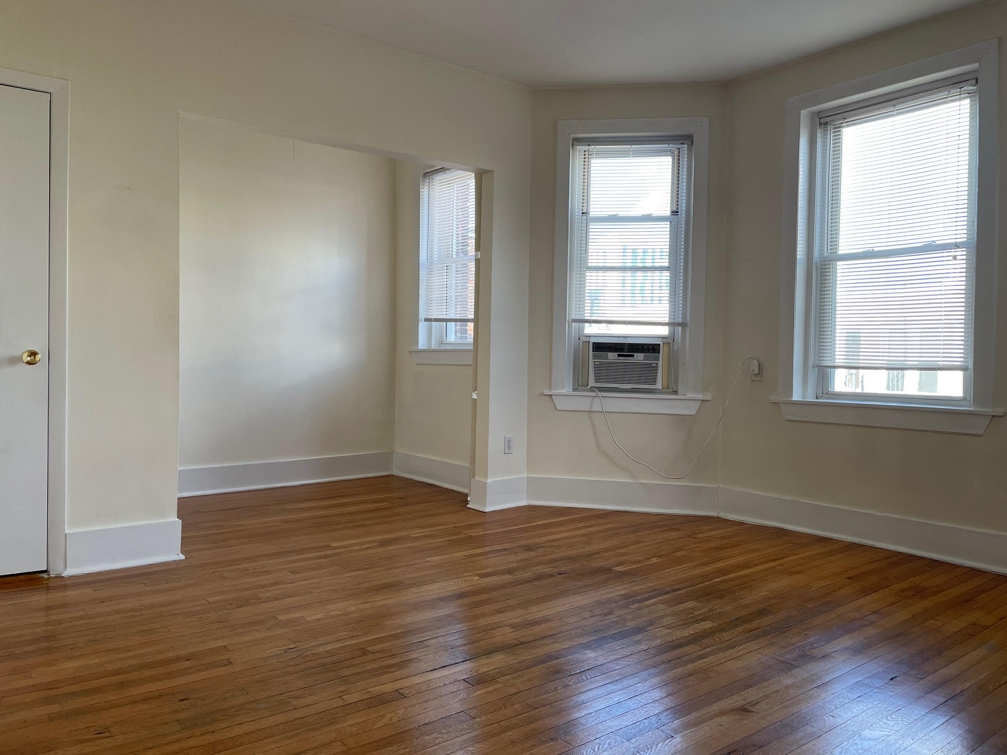 Studio bed, 1 bath apartment for rent at 125 Park Dr Unit 37, Fenway — photo 1 of 6