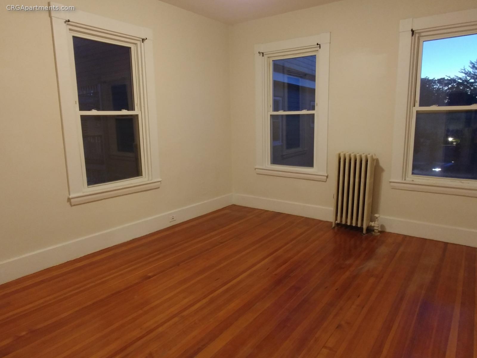 4.5 bed, 1 bath apartment for rent at 155 Beacon St Unit 2, Inman Square