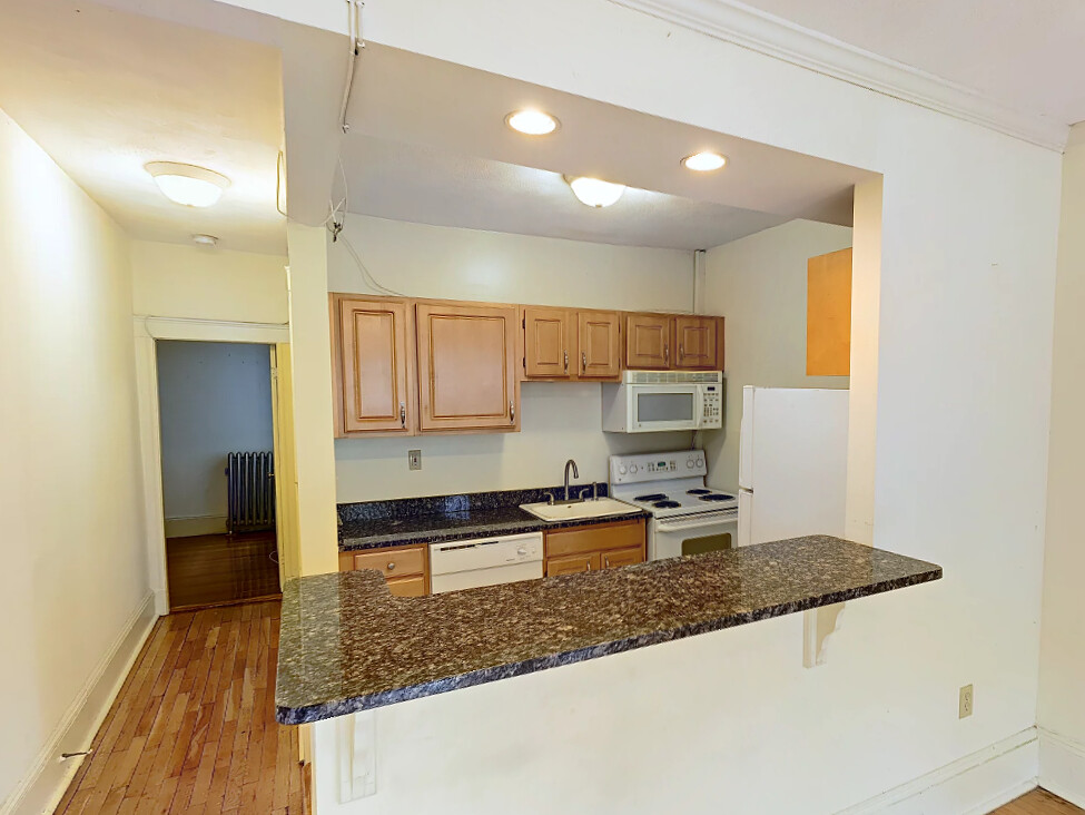 2 bed, 1 bath apartment for rent at 54 Queensberry St Unit 7, Fenway — photo 1 of 6