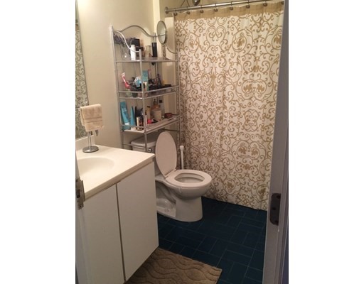 1 bed, 1 bath apartment for rent at 90 Gainsborough St Unit 203E, Fenway — photo 4 of 5