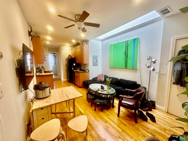 4 bed, 2 bath apartment for rent at 28 Fleet Unit 32F, North End — photo 1 of 21