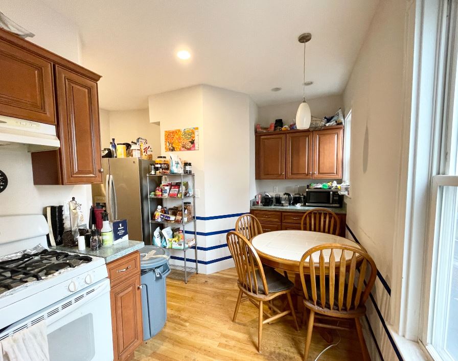 22 Parker Hill Ave, Mission Hill