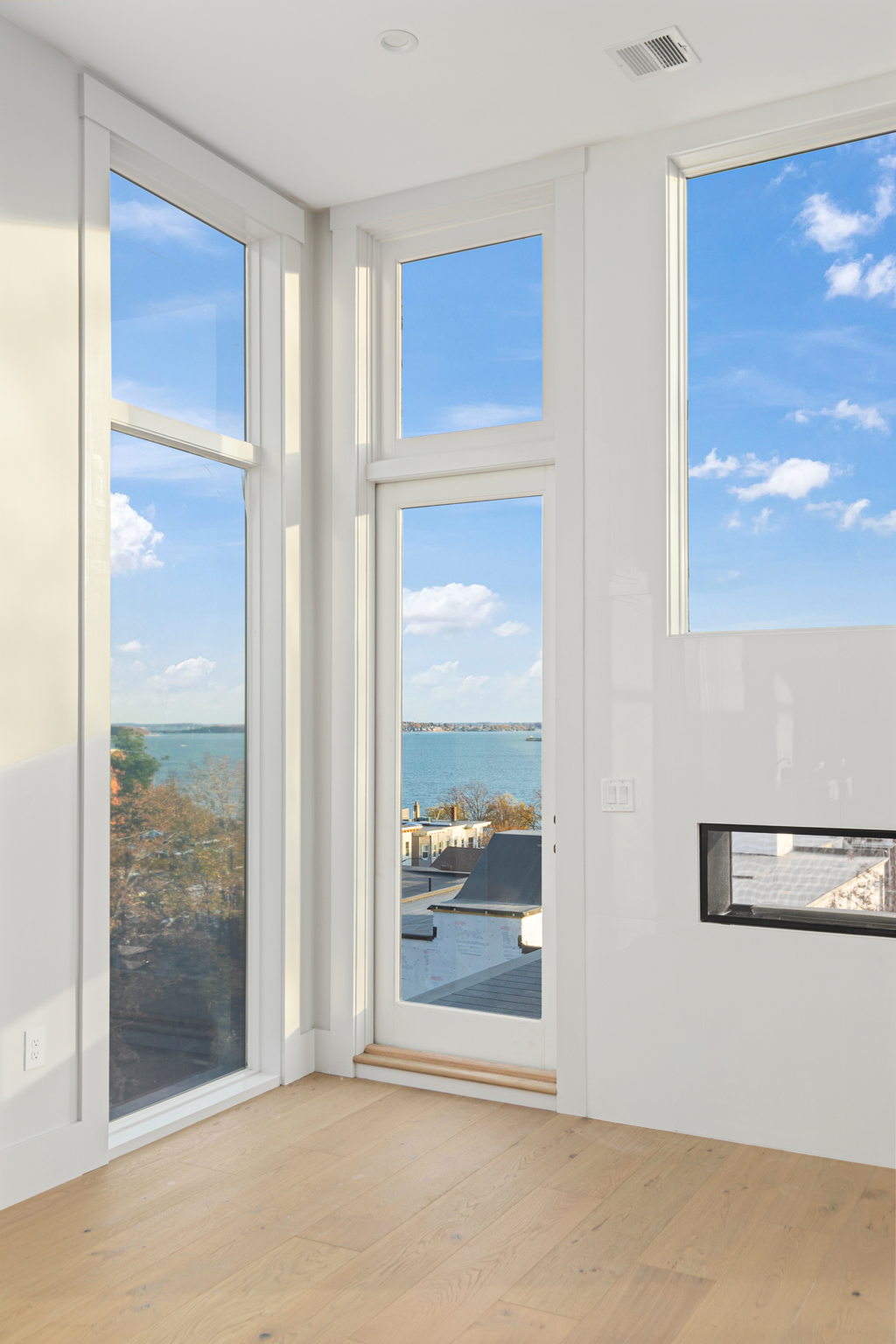 3 bed, 3.5 bath apartment for rent at 409 E 7th St Unit Penthouse, South Boston — photo 12 of 39